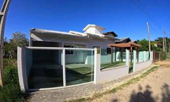 Imagem 2: Casa para Venda em Imbituba, Arroio, 3 dormitórios, 1 suíte, 2 banheiros, 2 vagas