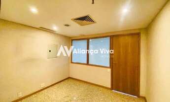 Imagem 5: Glória Galpão / depósito com 5 vagas na garagem