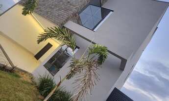 Imagem 3: Vendo belíssimo Sobrado com 4 suítes no Condomínio Florais do Parque em Cuiabá MT