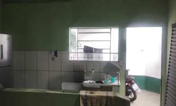 Imagem 3: EDICULA PRÓXIMO AO MARAVILHAS DO LAR DA CASTELO. VILA INDEPENDENCIA, BAURU/SP