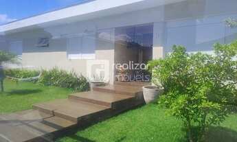 Imagem 3: Casa 4 Quartos com Edícula no Santa Mônica - Florianópolis