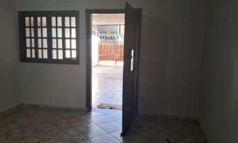 Imagem 2: Alugo casa 3 Quartos sendo 1 Suíte, 120m²