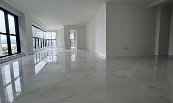 Imagem 4: APARTAMENTO QUADRA MAR EM MEIA PRAIA - ALTO PADRÃO