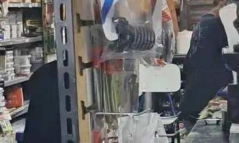 Imagem 4: Meterial de construção zona leste. Ref; 1633