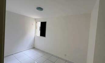 Imagem 4: Apartamento para venda possui 42 metros quadrados com 2 quartos em Benedito Bentes - Macei