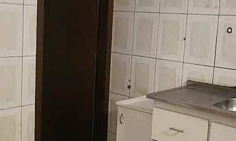 Imagem 5: ALUGO 1/4 EM SÃO CRISTÓVÃO