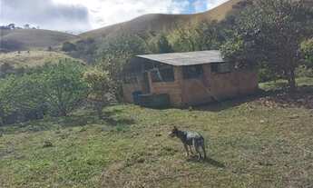 Imagem 2: Imóvel para venda possui 70 metros quadrados com 3 quartos em Centro - Cunha - SP