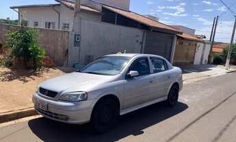 Imagem 5: Astra 2002 Casa com 1 vaga na garagem