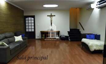 Imagem 5: Casa de luxo à venda na Vila Carrão, São Paulo-SP: 4 quartos, 4 suítes, 2 salas, 6 banheir