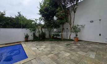 Imagem 7: Residência de Alto Padrão no Caxinguí com Área de Lazer e Vista Verde