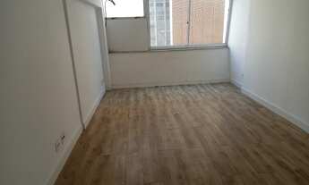 Imagem 2: Sala/Conjunto para aluguel e venda com 40 metros quadrados com 1 quarto