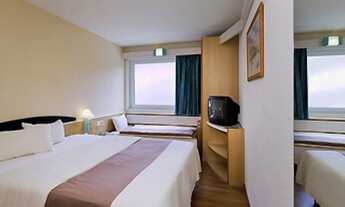 Imagem 2: Flat para venda possui 18 m² com 1 quarto em Vila Ema - São José dos Campos - SP