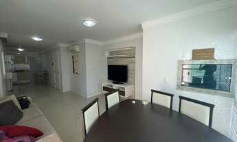 Imagem 2: Apartamento na Meia Praia com 2 suítes e 2 vagas de garagem