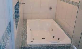 Imagem 5: Casa para venda possui 218 metros quadrados com 4 quartos em Bosque do Embu - Embu das Art