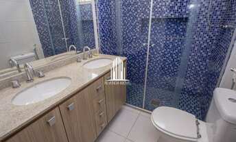 Imagem 6: 3 suites, 2 vagas de garagem, 3 banheiros