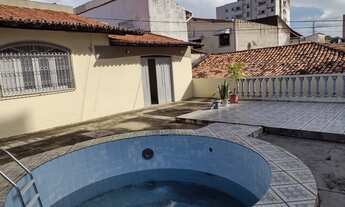 Imagem 2: Casa a venda no Renascença 01