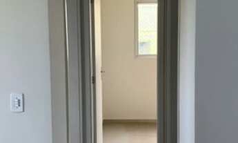 Imagem 5: Apartamento com 2 dormitórios para alugar, 45 m² por R$ 750/mês - Conjunto Habitacional Jo