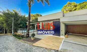 Imagem: Excelente casa com 5 dormitórios à venda