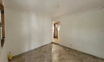 Imagem 4: Casa para aluguel possui 300 metros quadrados com 3 quartos em São Marcos - Belo Horizonte