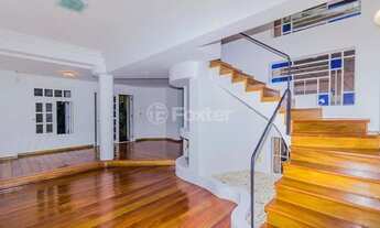 Imagem 7: Vendo Excelente casa 4 quartos suíte 3 garagens 300m² privativos no Bairro Espírito Santo