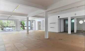 Imagem 2: Casa para aluguel com 818 metros quadrados com 4 quartos em Cidade Jardim - Belo Horizonte