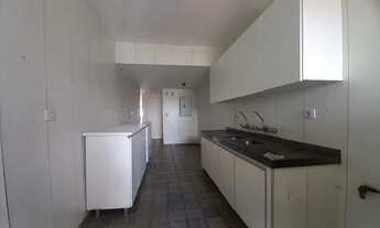 Imagem 6: Apartamento Beira Mar para aluguel tem 207 metros quadrados com 3 quartos