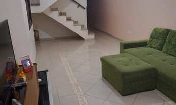 Imagem 5: Sobrado para venda possui 252 metros quadrados com 3 quartos em Jardim Pedroso - Mauá - SP