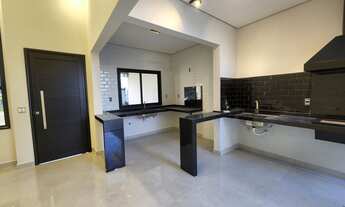 Imagem 4: Casa de condomínio para venda possui 120 metros quadrados com 3 quartos