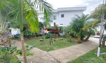 Imagem 4: Casa em bairro nobre com piscina em 2 lotes