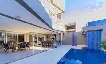 Imagem: CASA COM 4 DORMITÓRIOS, COM PISCINA EM