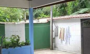 Imagem 6: Residência em Caruára/Santos com 3 Quartos e Garagem para 3 Carros