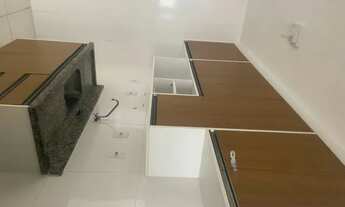 Imagem 4: Alugo apartamento de 1/4 e sala com espaço térreo próximo à praia