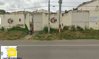 Imagem: Galpão com aproximadamente 260 metros caminho