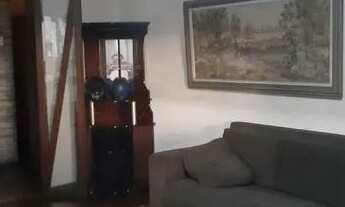 Imagem 7: Vaga individual disponível ao lado da puc