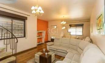 Imagem 3: Casa para Venda - 180m², 3 dormitórios, 2 vagas - Petrópolis