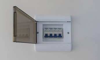 Imagem 6: Incomparável em cordovil com condução na porta, comércio e shopping