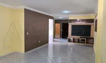 Imagem: Casa para venda tem 200 metros quadrados