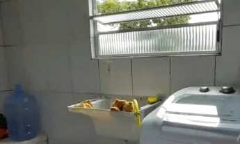 Imagem 6: Casa de material semi nova