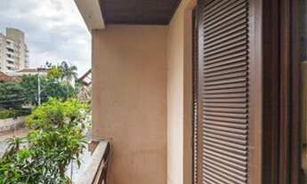 Imagem 2: Apartamento para venda com 62 metros quadrados com 2 quartos em Higienópolis - Porto Alegr