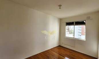 Imagem 2: Apartamento com 2 quartos bem distribuído em 70m² com uma vaga de garagem na Pituba