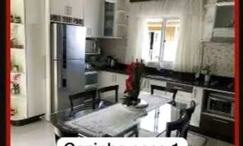 Imagem 3: Casa - Terreno com 3 casas