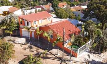 Imagem 1: Casa para Venda - 197m², 3 dormitórios, 4 vagas - Teresópolis