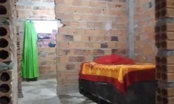 Imagem 2: Vendo uma casa Casa com 2 dormitórios