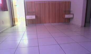 Imagem 7: 03 quartos, 01 suíte com closet, armários. Na rua do Grego Restaurante