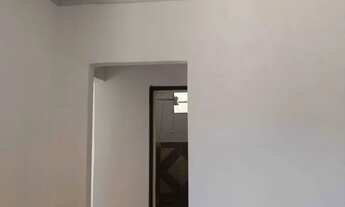 Imagem 4: SF- Casa Estilo Kit Net no Barreiro