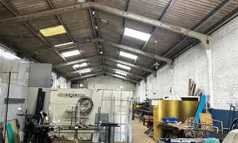 Imagem 3: Comercial para Venda em Londrina, Helena, 2 banheiros