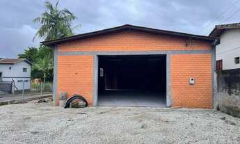 Imagem 3: Galpão com aproximadamente 162 m²