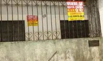 Imagem 3: Vende se uma casa no Feitosa vizinho ao posto de saúde rua acre pouco metros da rodoviari