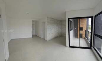 Imagem 7: Apartamento para Venda em Balneário Piçarras, Itacolomi, 2 dormitórios, 1 suíte, 2 banheir