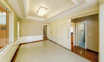 Imagem 7: Ampla casa com projeto assinado e localização privilegiada para venda